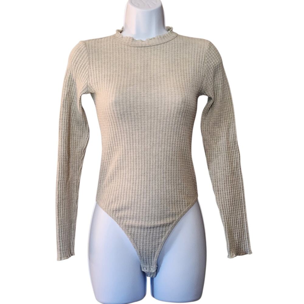 Forever 21 Womens Waffle Knit Bodysuit Size S Beige Long Sleeve High Neck